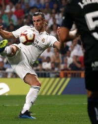 8, 洛里昂年轻门将连续扑点创纪录  