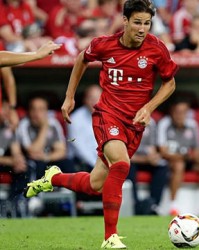  拜仁青训小将绝杀助球队险胜狼堡  