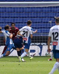  法甲黑马昂热连胜跻身欧战席位  