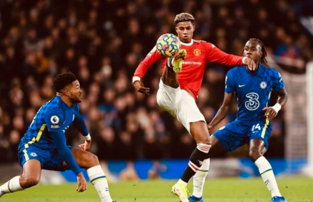  维尔茨连续四轮破门领跑德甲射手榜  